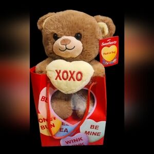 Brown valentines Teddy Bear with Yellow Heart in gift bag